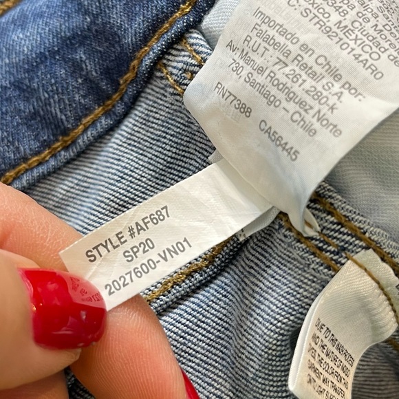 Madewell 10" High-Rise Skinny Jeans in Mackey Wash Size 27 Button-Front Edition - Picture 10 of 13